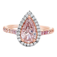 Alexander Beverly Hills GIA 0,77ct Fancy Light Pink Diamond avec Halo Ring 18k