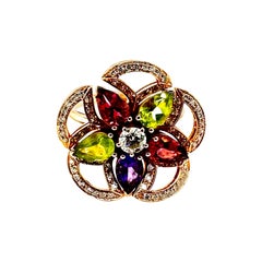 Anello Bulgari Diva Dream in oro rosa con diamanti e pietre colorate