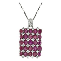 Ciondolo in oro con rubino 10,35ct e diamante 1,03ct