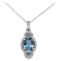 Pendentif en platine, aigue-marine et diamant avec chaîne