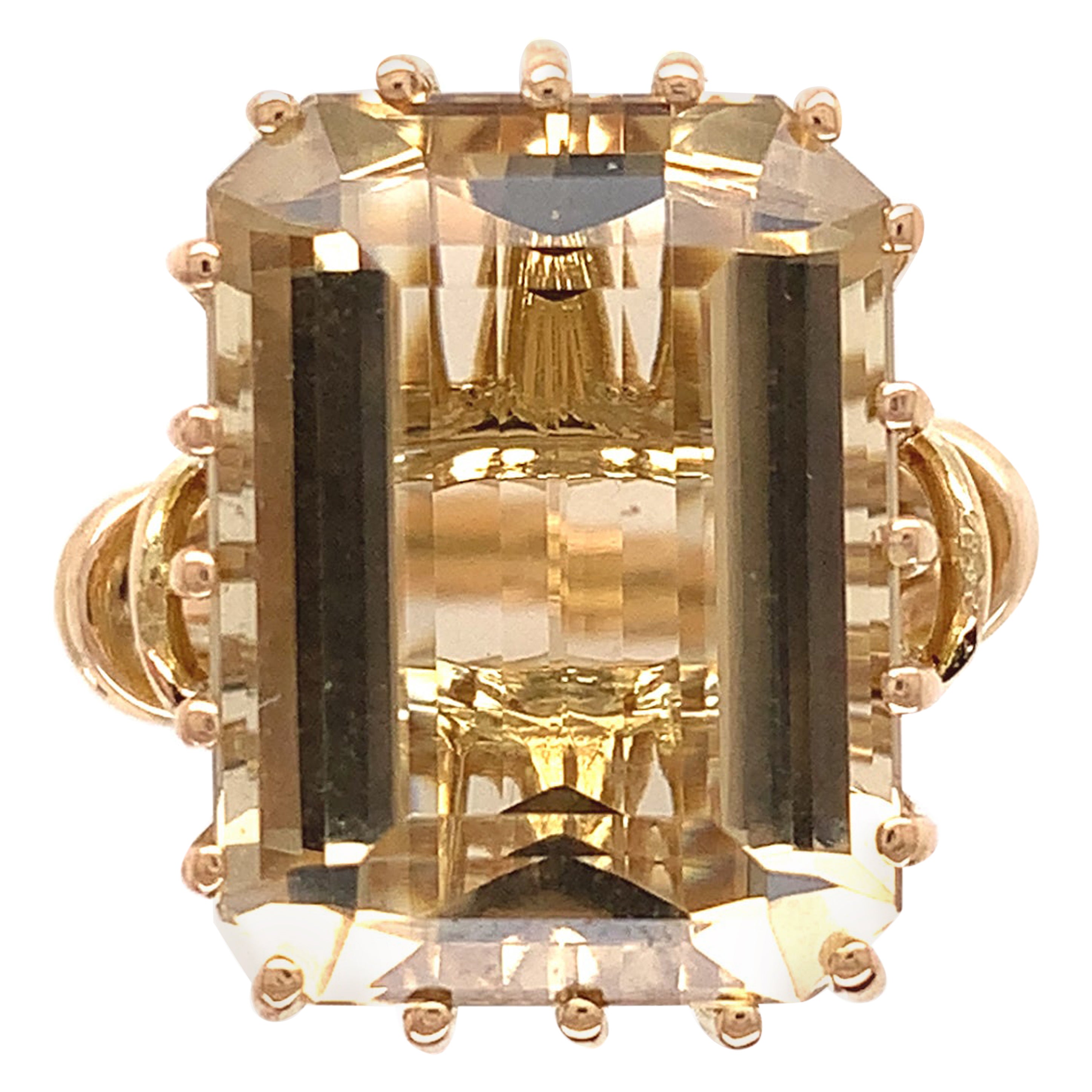 18K Yellow Gold Ring with Large 9.53ct Smoky Quartz For Sale