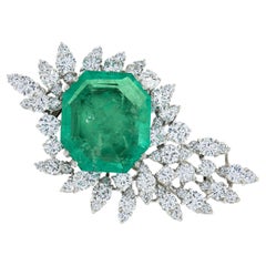Broche de platino vintage con esmeralda colombiana de 20,70 ctw GIA Diamante en spray