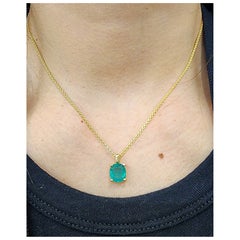 2.91 ct Natural Emerald Pendant