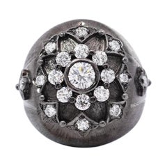 Diamant-Dome-Ring aus 18 K geschwärztem Gold von Dilys'