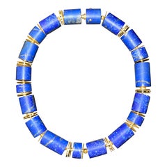 Taglia a mano in oro 18k (549 carati di lapislazzuli e 23 diamanti)