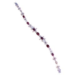 Bracelet en or 18 carats avec rubis de Siam de 5,65 carats et diamants de 2,90 carats certifiés AIG