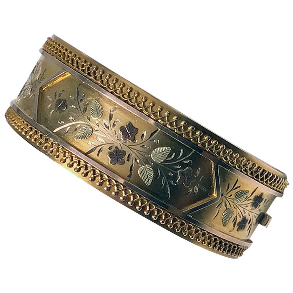 Fine Gold Etruscan Aesthetic Japonaiserie Bangle, C.1875