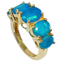 4,90cts Blauer Opal Ring. Sterling Silber in 18K Gold plattiert.