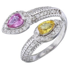 Anello da cocktail con diamante e zaffiro giallo e rosa da 1,56 carati
