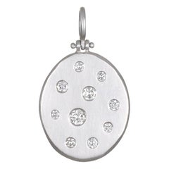 Faye Kim Platin-Diamant-Anhänger mit Scharnier für Hundemarke