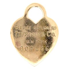 Tiffany & Co Please Return to Tiffany Heart Pendant 14 Karat Yellow Gold