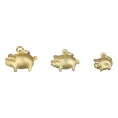 Faye Kim Breloque porc en or 18 carats - Moyen