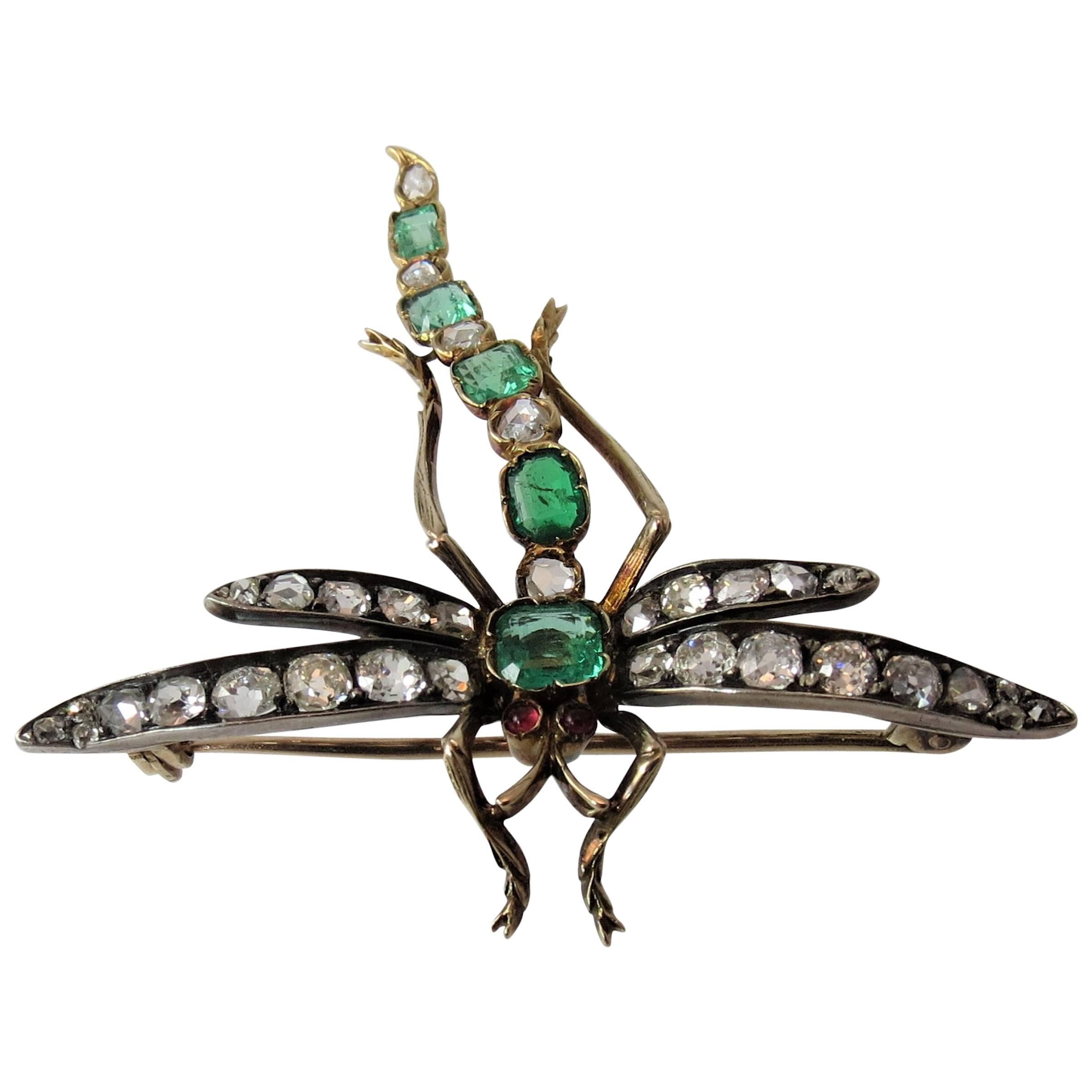 Emerald and Diamond Dragon Fly Pin For Sale