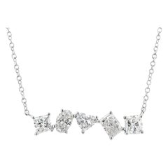 Alexander Beverly Hills Collier pendentif en or blanc 18 carats avec diamants mixtes de 2,00 carats