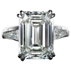 GIA zertifiziert 5 Karat Smaragdschliff Diamant Platin Ring mit konischen Baguette