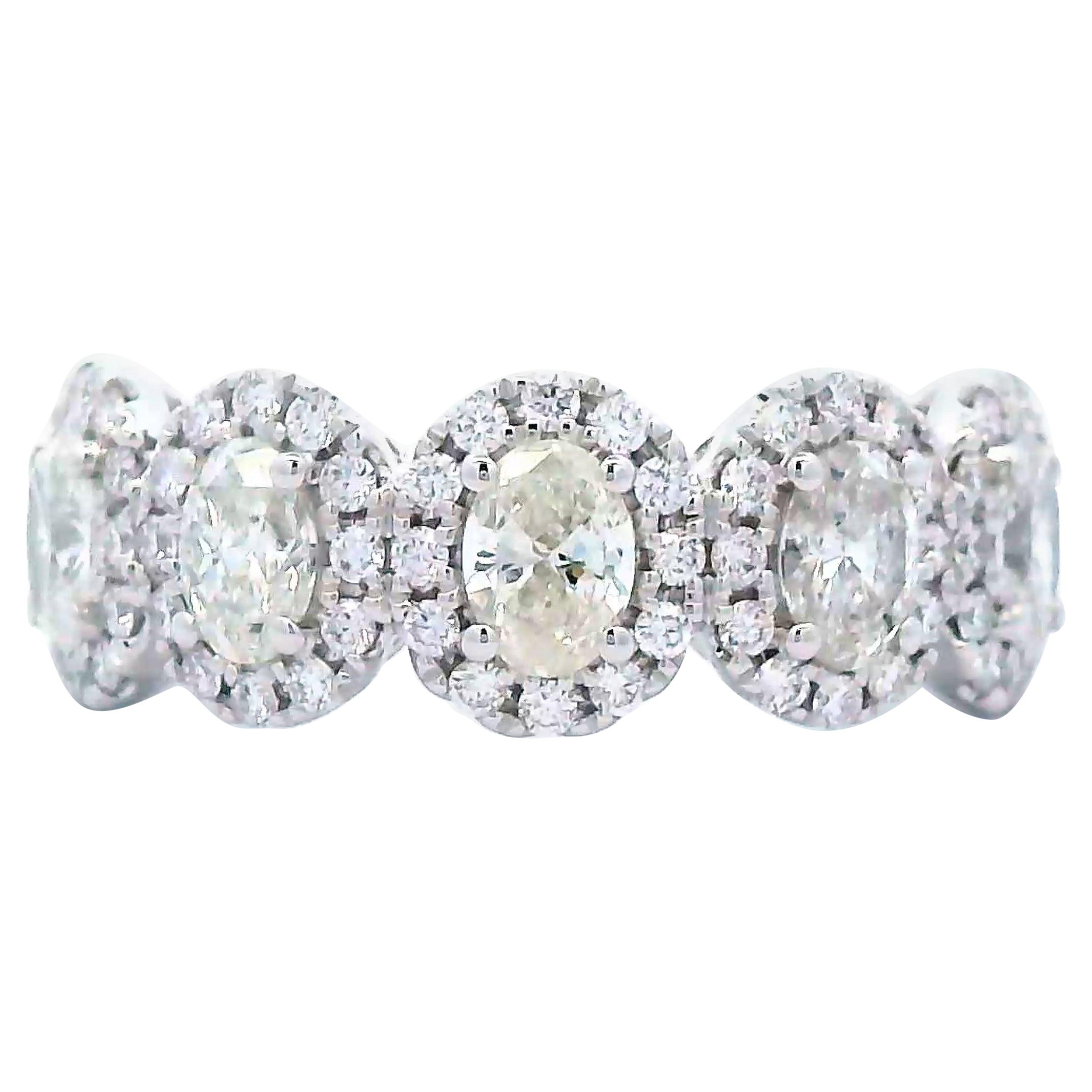 Alexander Beverly Hills Media alianza de diamantes ovalados 1,64 ct Oro blanco 18k