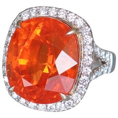 Sensational 37,75 Karat Diamantring mit Mandarin-Granat im Kissenschliff