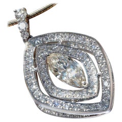 Diamant-Marquise-Platin-Anhänger 3-dimensional von Meisterhand von insgesamt 1,86 Karat