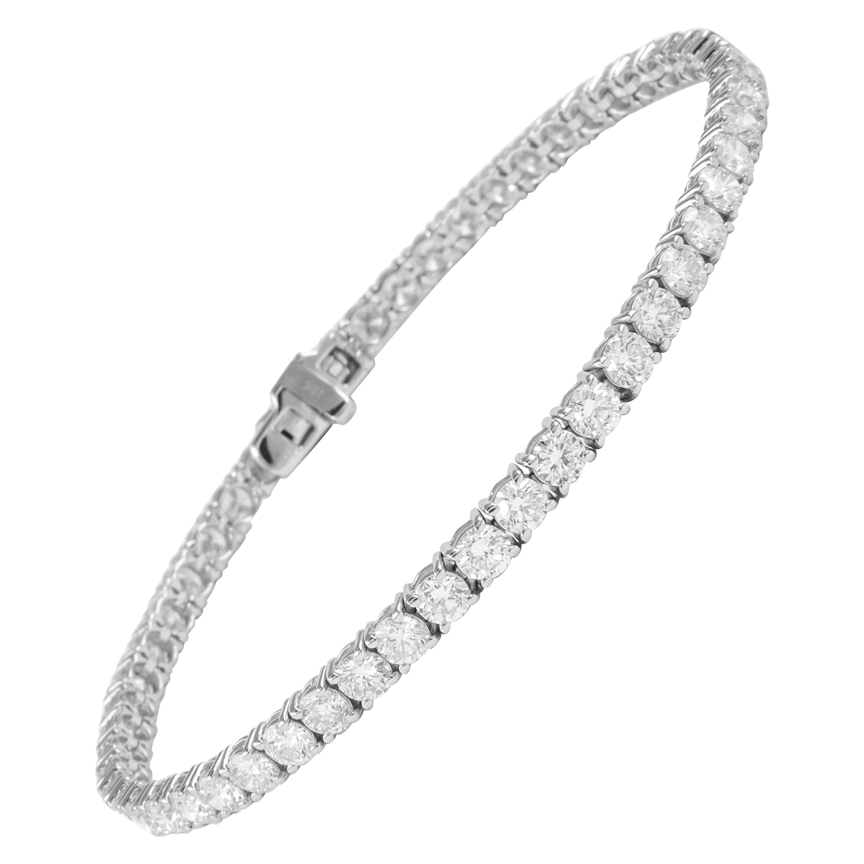 Alexander Beverly Hills Tennisarmband aus 18 Karat Weißgold mit 5,98 Karat Diamanten