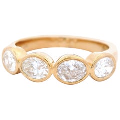 Alexander Beverly Hills Media alianza de diamantes ovalados de 1,01 ct Oro amarillo de 18k