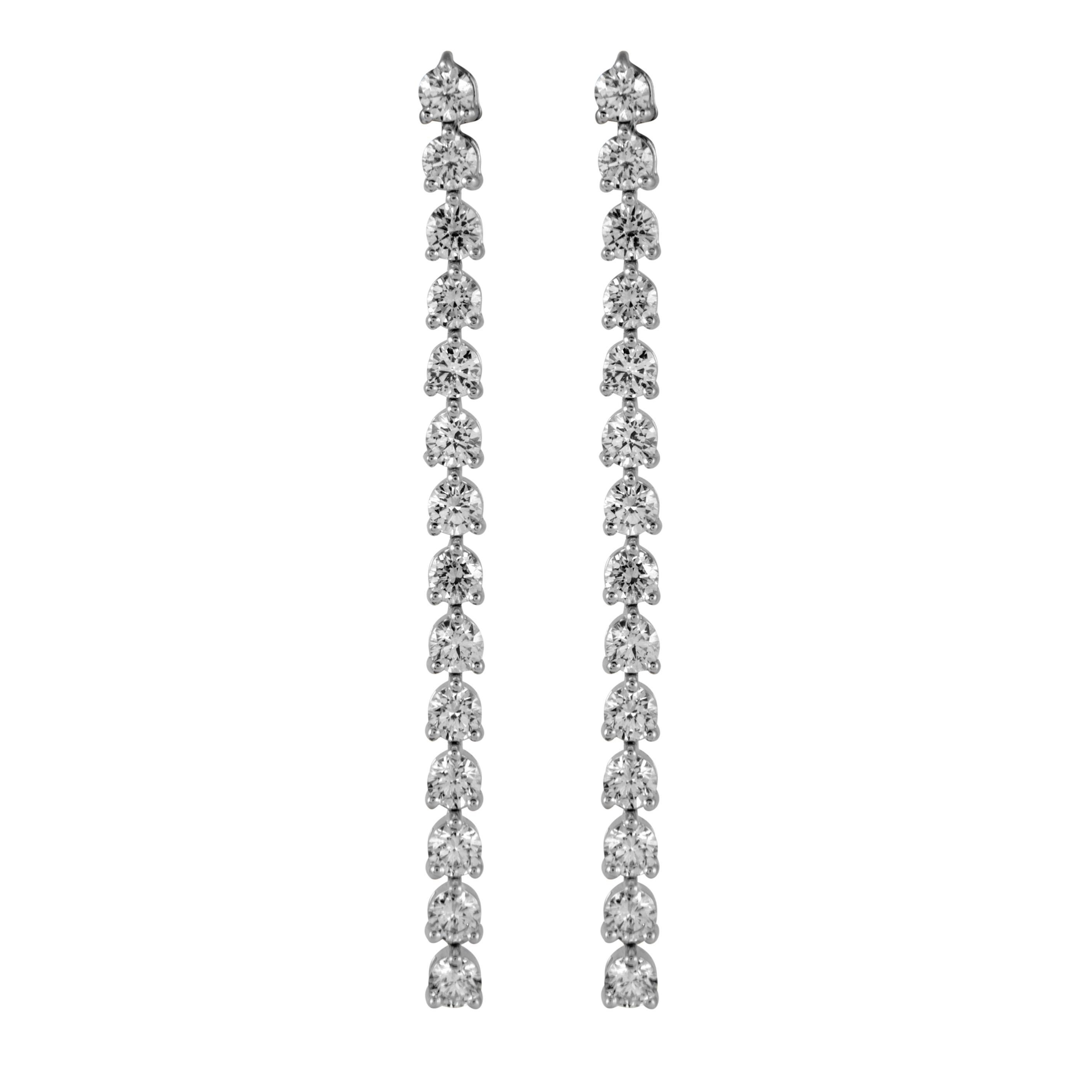 Alexander Beverly Hills Pendants d'oreilles en or blanc 18 carats avec diamants de 2,44 carats