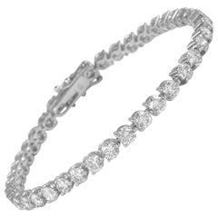 Alexander Beverly Hills Bracelet tennis à 3 griffes en or blanc 18 carats avec diamants de 7,57 carats