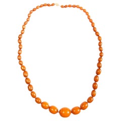 Collar largo de cuentas graduadas de ámbar caramelo con cierre de oro amarillo de 18 quilates
