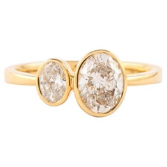 Alexander Beverly Hills 2,13 Karat Oval & Runder Diamant Toi Et Moi Ring 18k