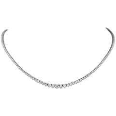 Alexander Beverly Hills Collier Tennis Riviera en or blanc 7.70 carats de diamants