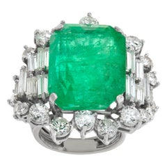 18k white gold AGL certified, Natural Beryl Colombian Emerald diamond ring