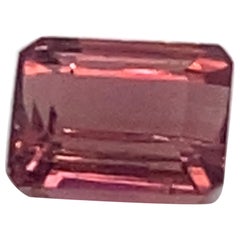 Gema suelta de turmalina rosa talla esmeralda de 2,20 quilates