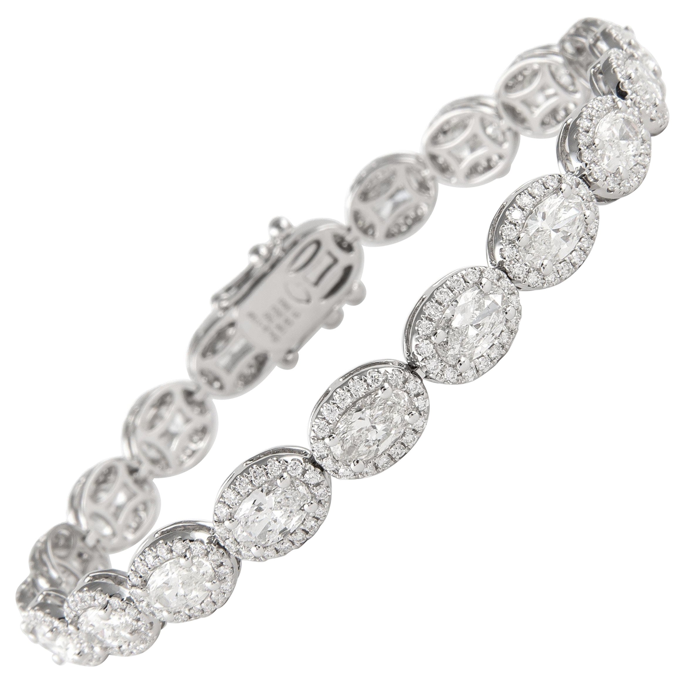 Alexander Beverly Hills 9.89ct Oval Diamond Tennis Bracelet with Halo 18k For Sale