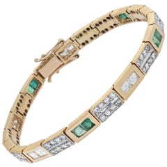 14k yellow gold Diamonds & Emerald bracelet
