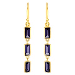 Orecchini pendenti in oro giallo 18K 8x3 MM con Baguette viola e Iolite Stiletto da 1 pollice e mezzo