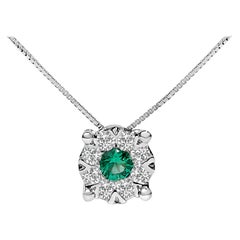 14K White Gold Green Emerald and 1/3 Ctw Diamond Composite Halo Pendant Necklace