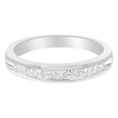 IGI-zertifizierter 1/2 Karat Diamant-Ehering im Halb-Eternity-Stil aus 18 Karat Weißgold