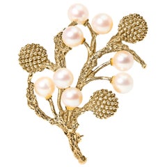 Alfiler Broche Rama de Árbol de Perla Akoya Cultivada en Oro Amarillo de 18K con Pulido Martillado