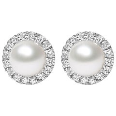 10K Weißgold 4,5 mm Zucht-Süßwasserperlen & 1/7ct Diamant-Halo-Ohrstecker