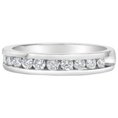 Anello nuziale stile eternità in oro bianco 18 carati con diamante certificato IGI da 1/2 Cttw