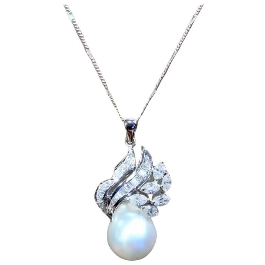 GIT Certified South Sea Pearl  Diamonds  18K Gold Pendant