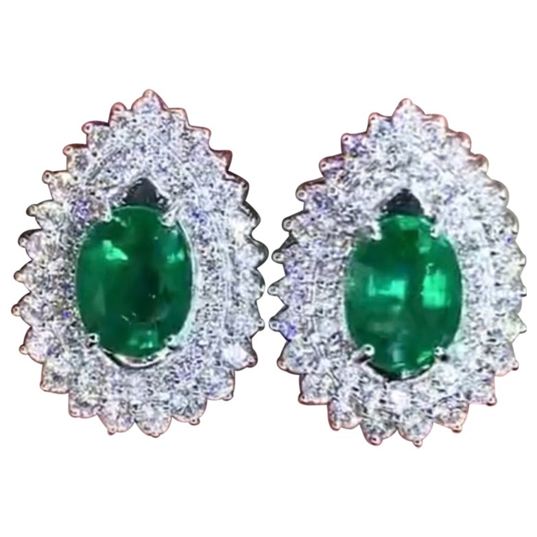 AIG Certified 9.50 Ct Zambian Emeralds 3.80 Ct Diamonds 18K Gold Earrings