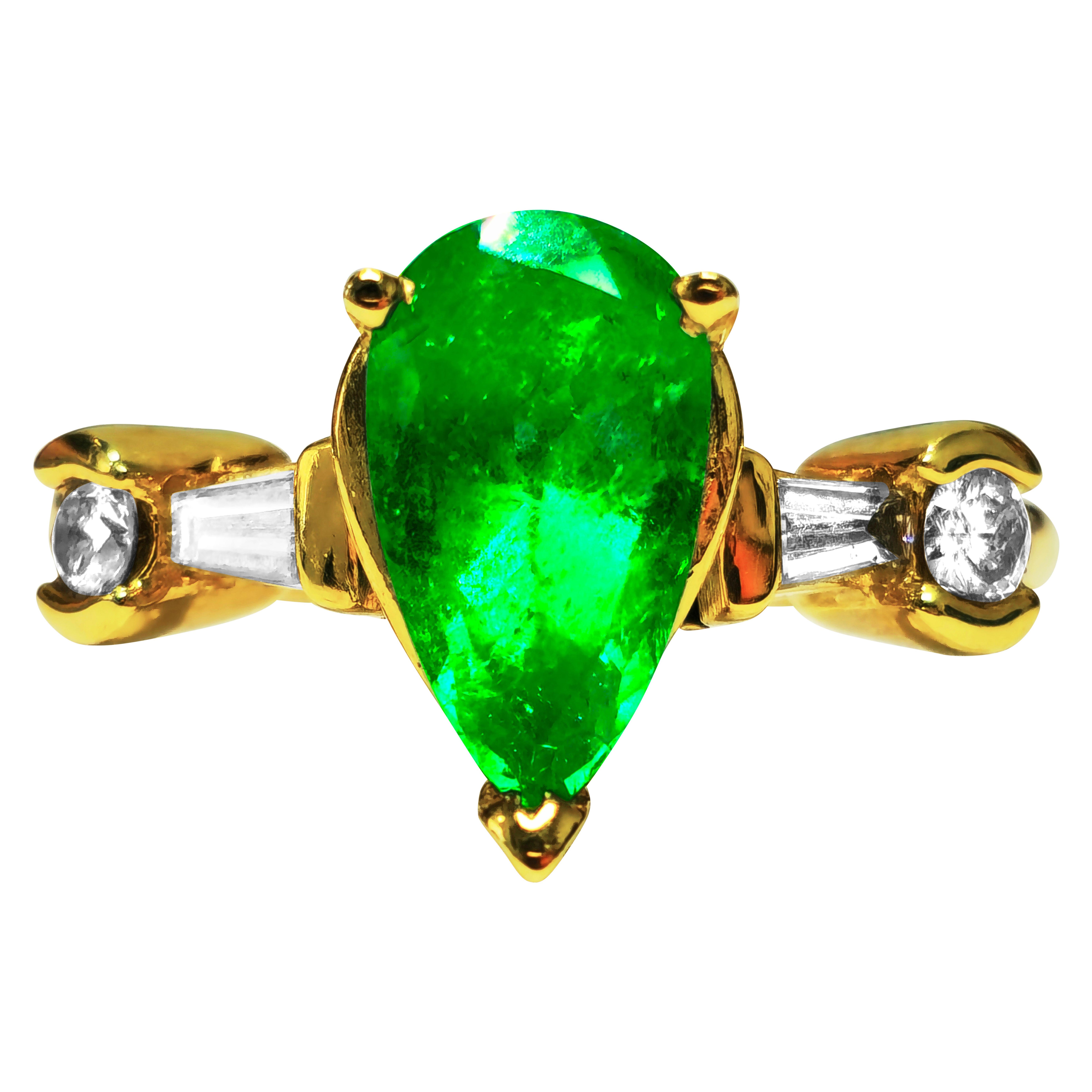 Anillo para mujer de oro amarillo de 14 quilates, 2,30 quilates de diamantes y esmeralda
