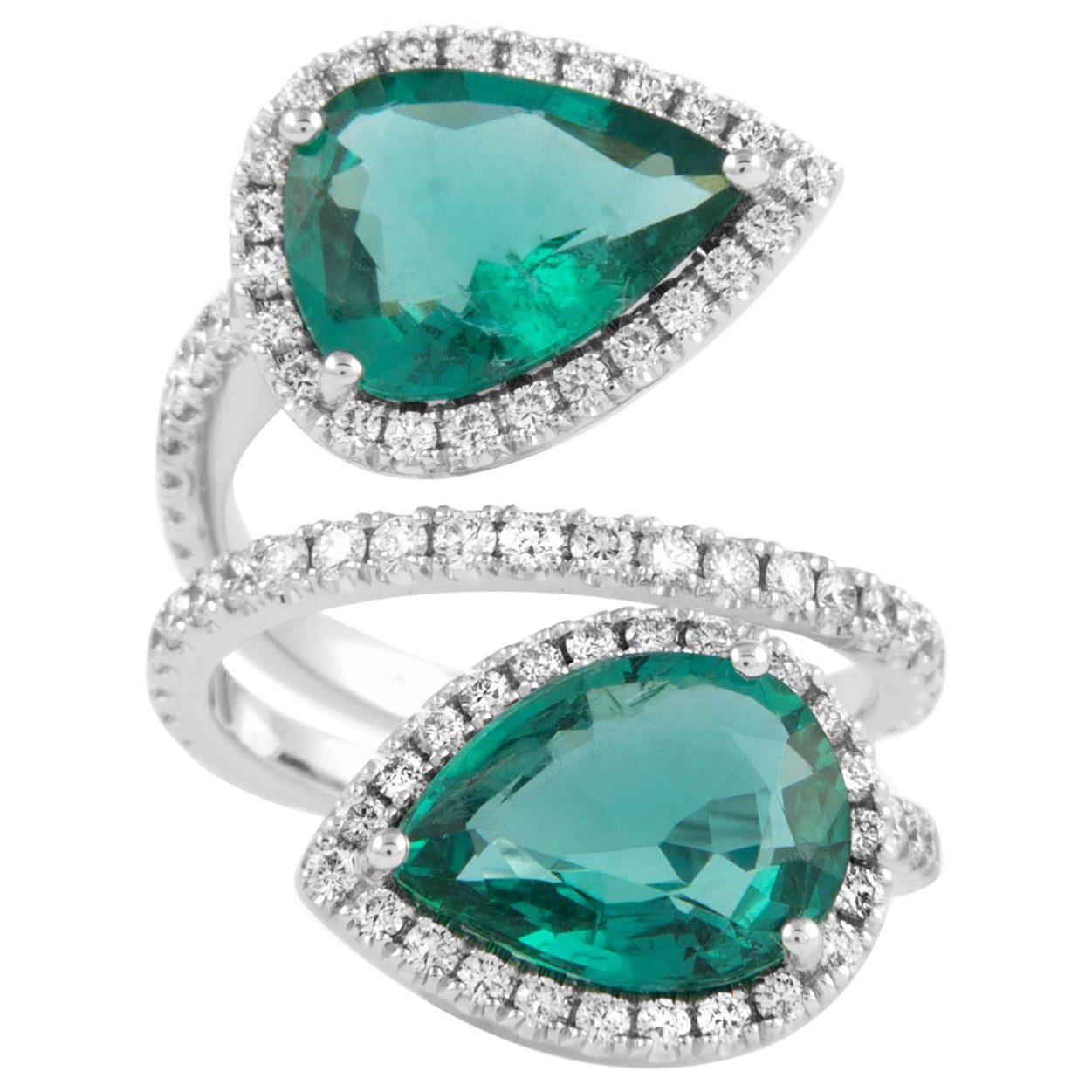 Alexander Beverly Hills 5.21ct Emerald & Diamond Bypass Ring 18k White Gold For Sale