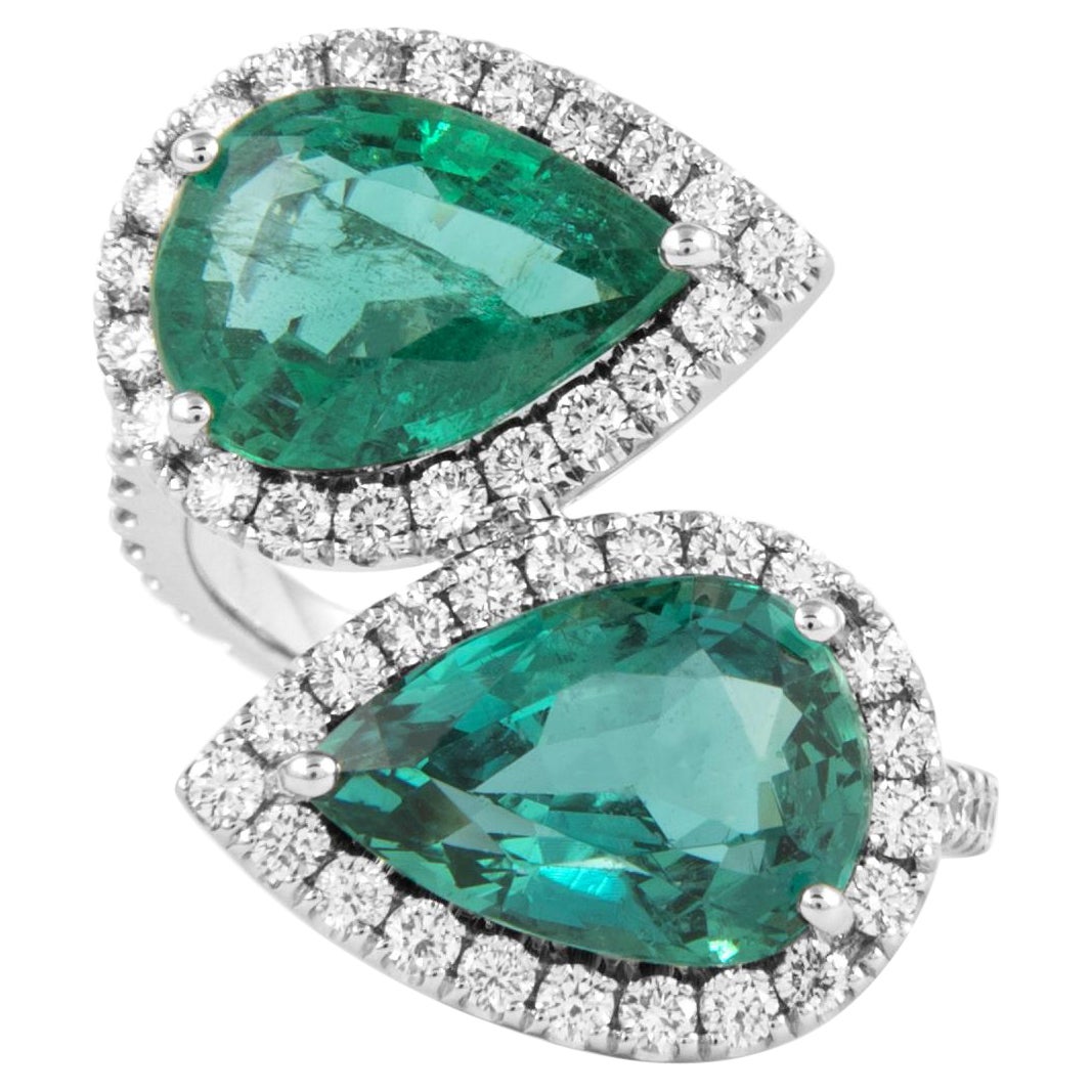 Alexander Beverly Hills GIA Esmeralda Menor de 6,33 ct y Anillo Bypass de Diamantes 18k