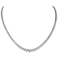 Graduated Tennis Necklace in 18k White Gold with 7.50ctW of Natural Diamonds