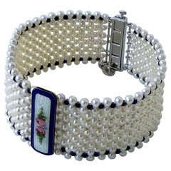 Bracelet tissé en perles et lapis-lazuli avec centre de table en émail floral