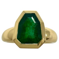 Esmeralda verde de 2,04 ct con certificado GIA Anillo de oro de 18 quilates con bisel de rubover