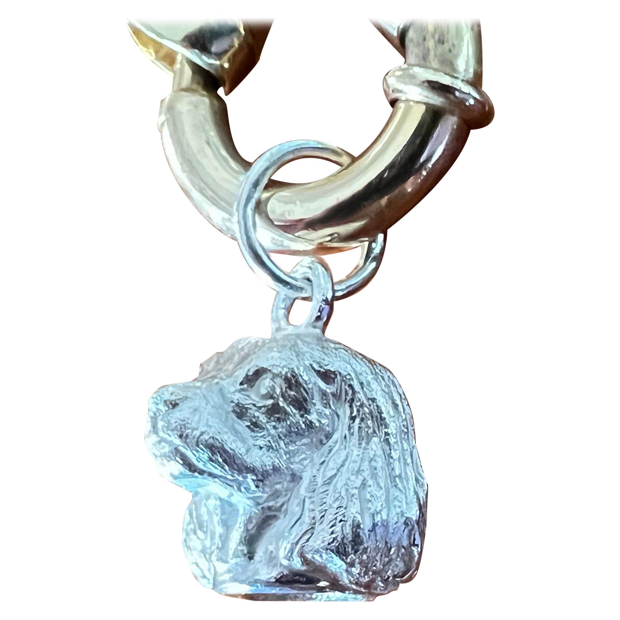 Paul Eaton Cavalier Miniature King Charles Spaniel - Charm o ciondolo in argento in vendita