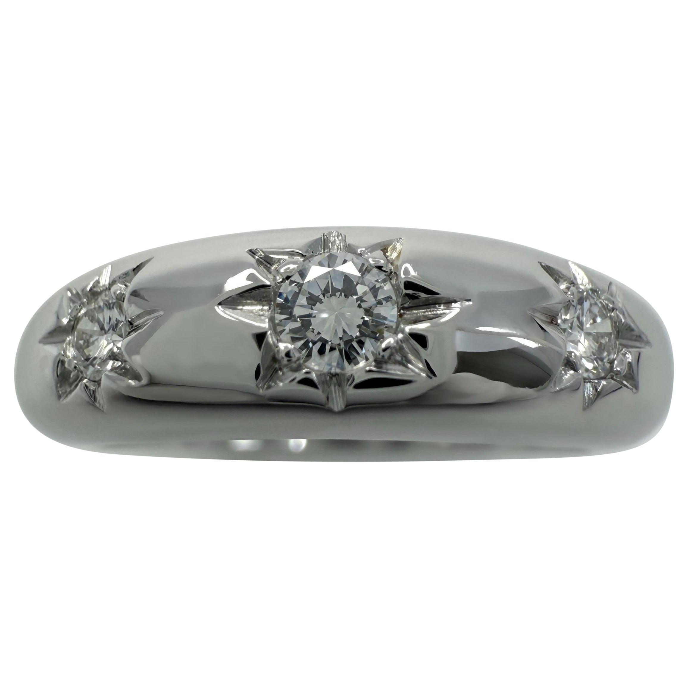 Rare Vintage Van Cleef & Arpels Diamond Three Stone 18k White Gold Ring