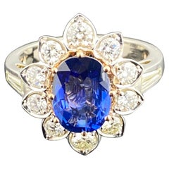 Certified Vivid Natural Sapphire and Diamond Engagement Ring In 18K Gold